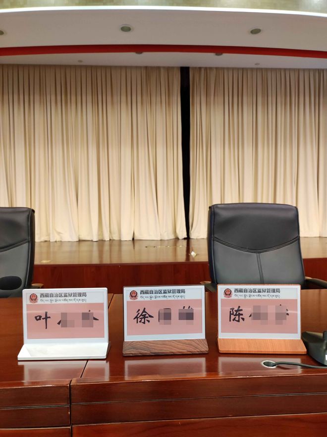 天博节能环保的墨水屏电子会议桌牌：未来会议的主流选择！(图8)