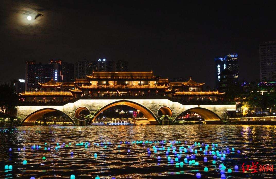 天博成都元旦夜游赏灯攻略来了！陪你浪漫过节(图5)
